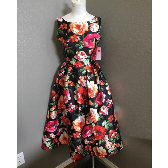 Chicwish Floral Dress - Picture 1 of 2